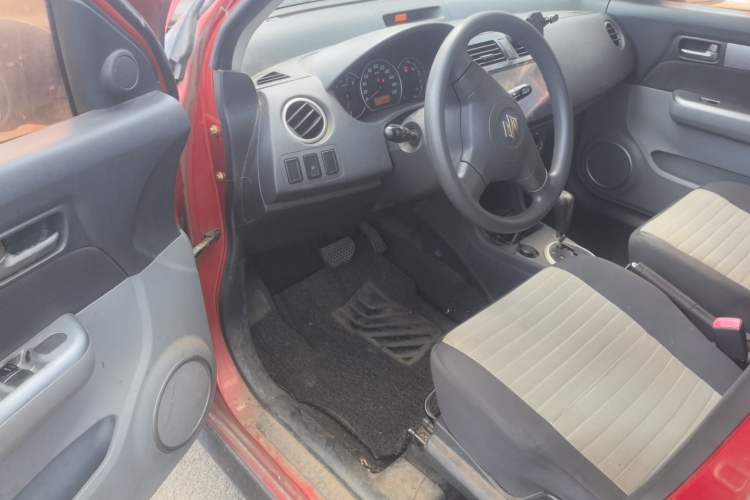 Used Suzuki Swift 2015 1.5L Automatic Limited Edition Driver Seat