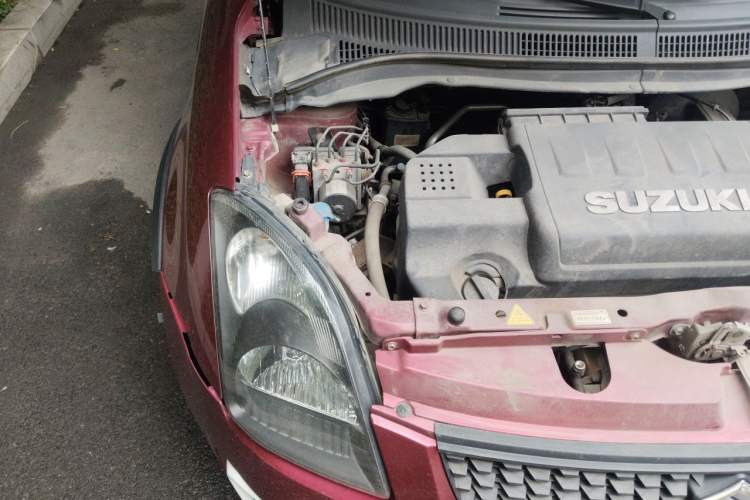 Used Suzuki Swift 2015 1.5L Automatic Limited Edition Engine Bay Right