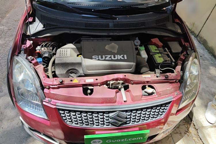 Used Suzuki Swift 2015 1.5L Automatic Limited Edition Engine Bay