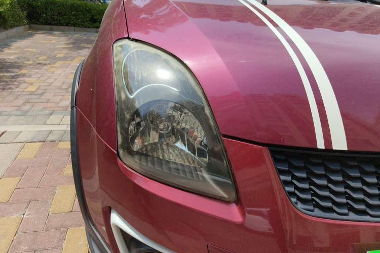 Used Suzuki Swift 2015 1.5L Manual Limited Edition Right Front Headlight