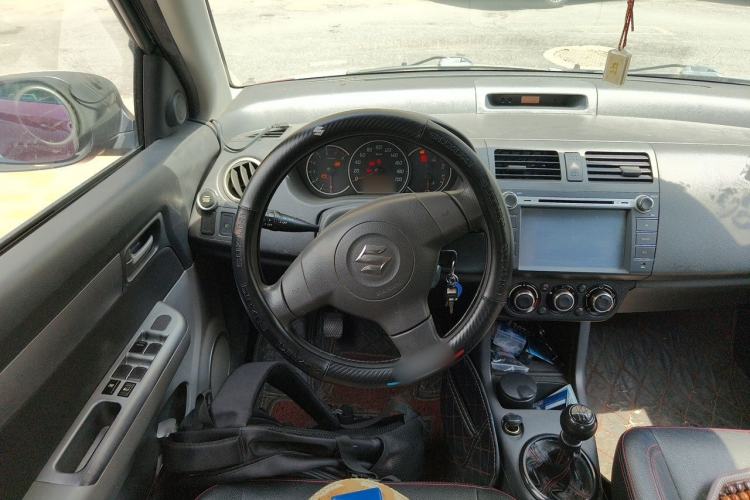 Used Suzuki Swift 2015 1.5L Manual Limited Edition Steering Wheel