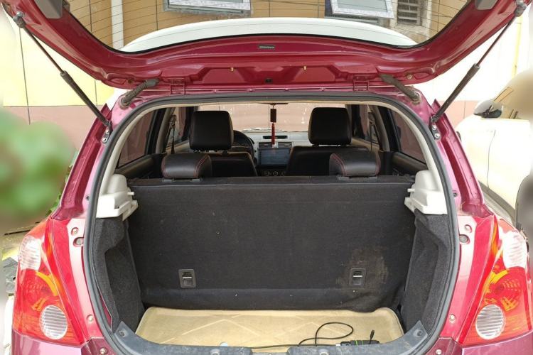 Used Suzuki Swift 2015 1.5L Automatic Limited Edition Trunk