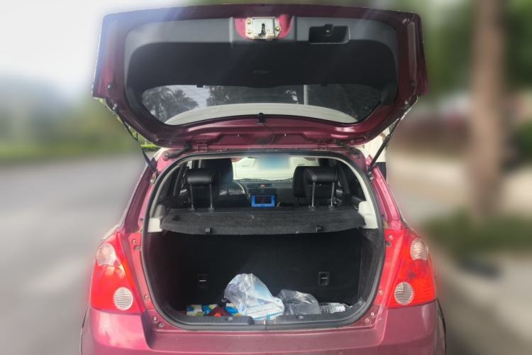 Used Suzuki Swift 2015 1.5L Automatic Limited Edition Trunk