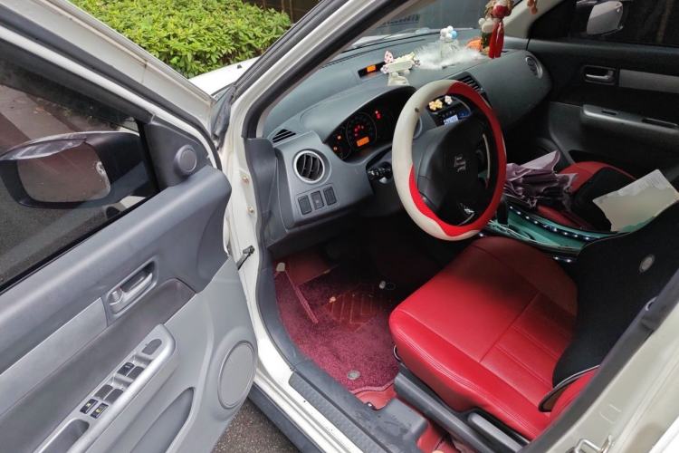 Used Suzuki Swift 2015 1.5L Automatic Limited Edition Driver Seat