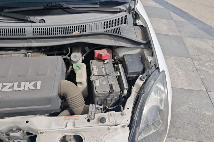 Used Suzuki Swift 2015 1.5L Automatic Limited Edition Engine Bay Left