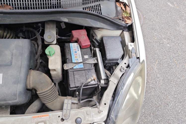 Used Suzuki Swift 2015 1.5L Automatic Limited Edition Engine Bay Left