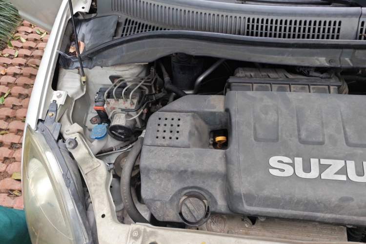 Used Suzuki Swift 2015 1.5L Automatic Limited Edition Engine Bay Right