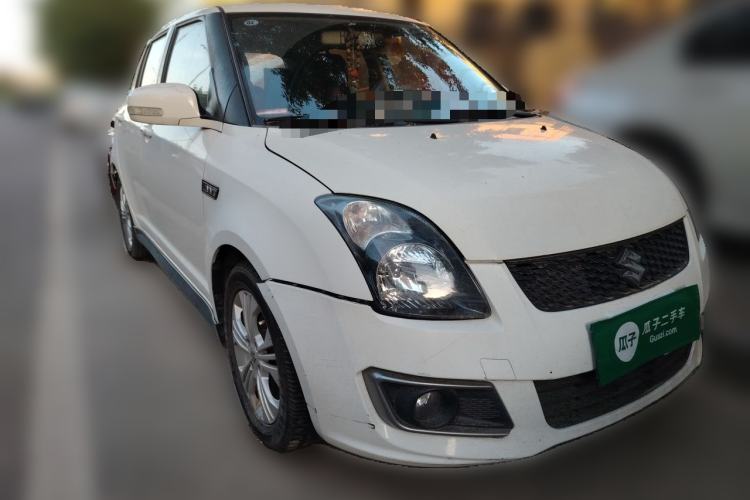 Used Suzuki Swift 2015 1.5L Automatic Limited Edition Front Right 45 Deg
