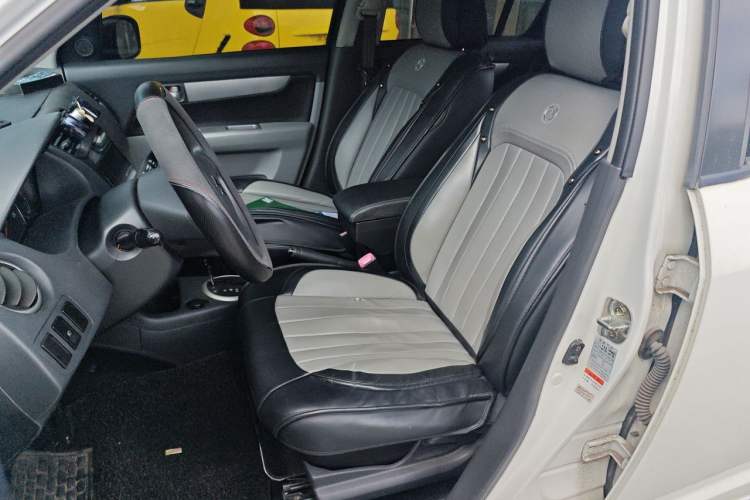 Used Suzuki Swift 2015 1.5L Automatic Limited Edition Left Front Seat