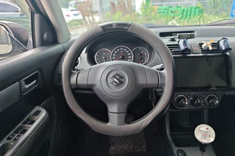 Used Suzuki Swift 2015 1.5L Automatic Limited Edition Steering Wheel