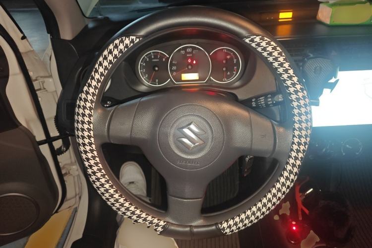 Used Suzuki Swift 2015 1.5L Automatic Limited Edition Steering Wheel