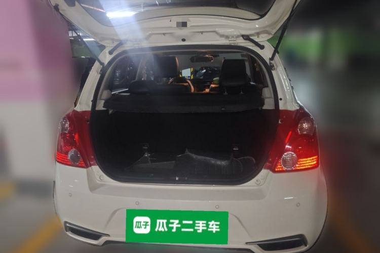 Used Suzuki Swift 2015 1.5L Automatic Limited Edition Trunk
