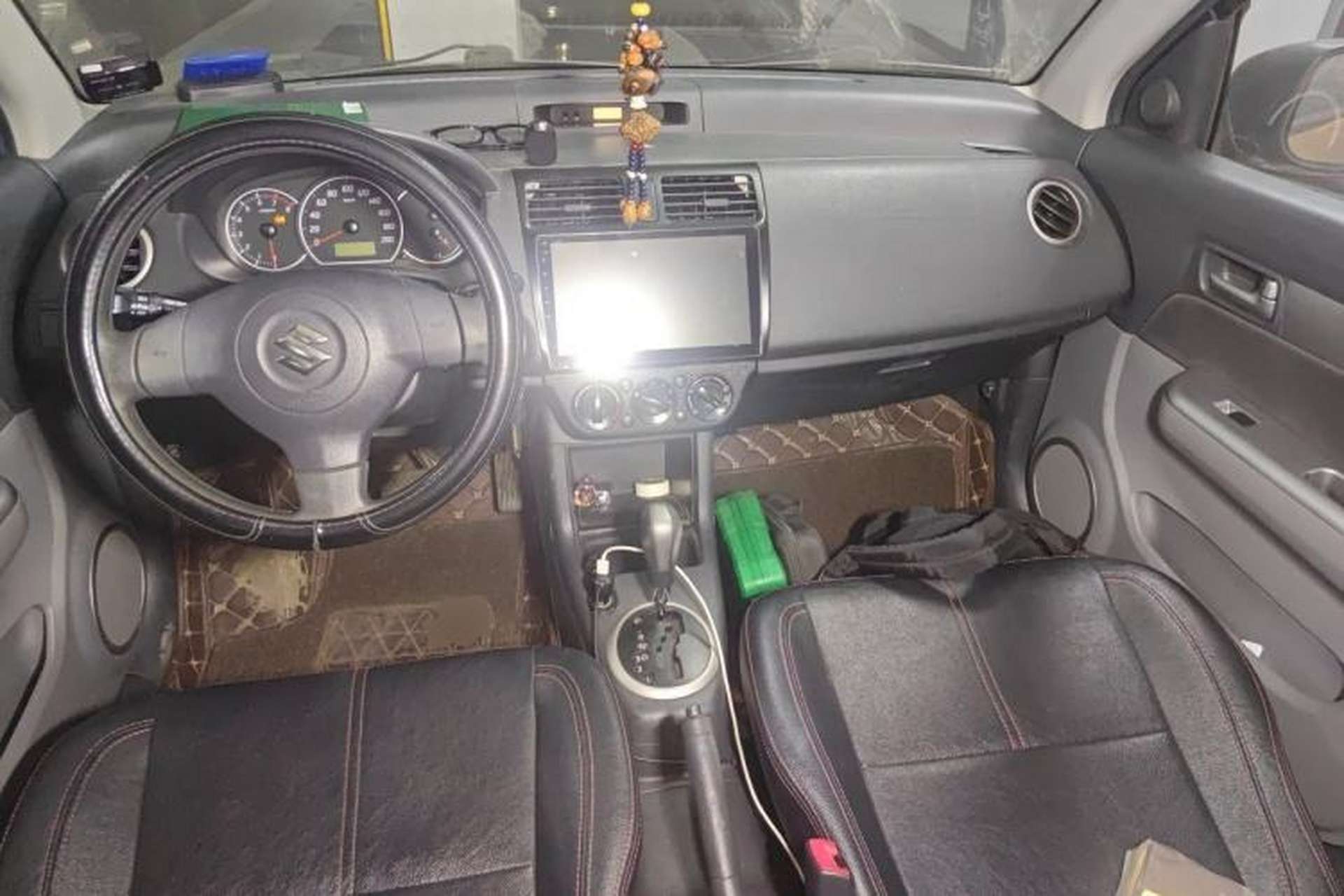 Used Suzuki Swift 2015 1.5L Automatic Limited Edition Center Console