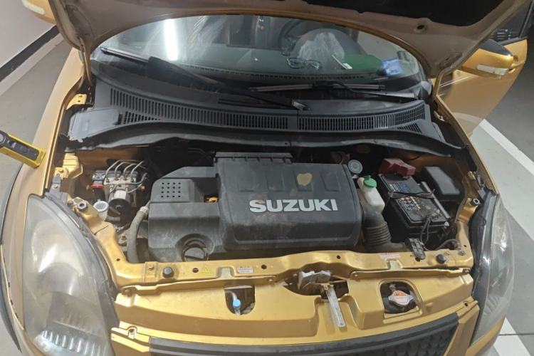Used Suzuki Swift 2015 1.5L Automatic Limited Edition Engine Bay