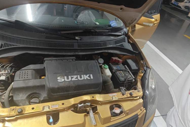 Used Suzuki Swift 2015 1.5L Automatic Limited Edition Engine Bay Left