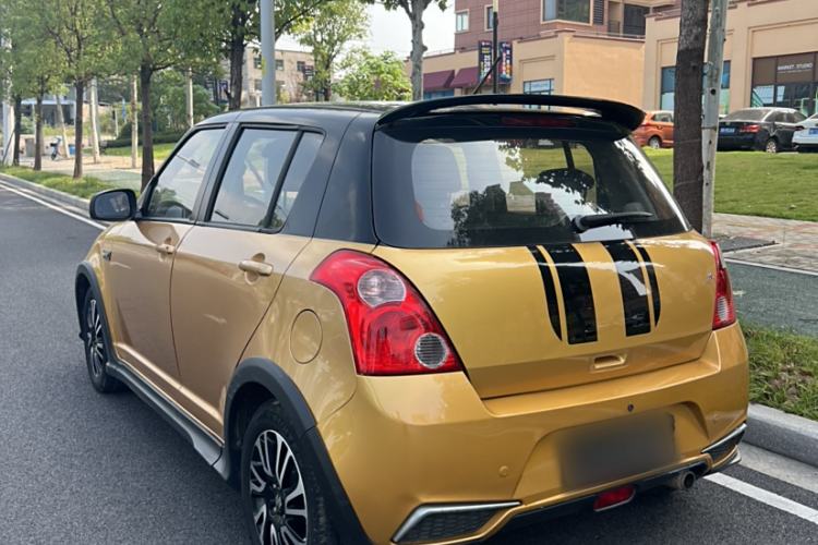 Used Suzuki Swift 2015 1.5L Automatic Limited Edition Exterior 3