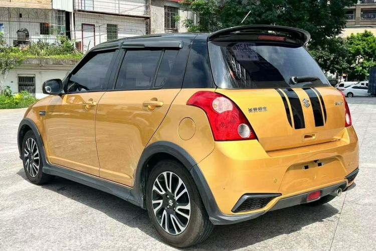 Used Suzuki Swift 2015 1.5L Automatic Limited Edition Exterior 4