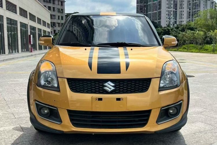 Used Suzuki Swift 2015 1.5L Automatic Limited Edition Exterior 8
