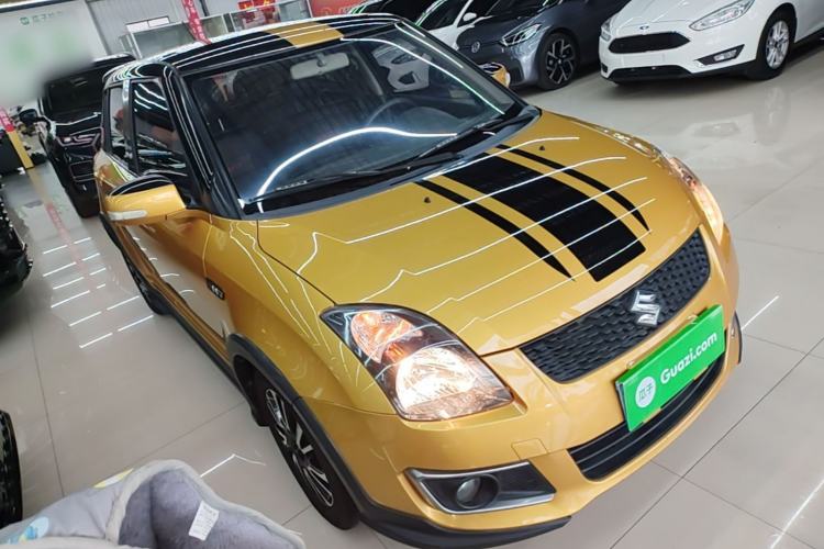 Used Suzuki Swift 2015 1.5L Manual Limited Edition Front Right 45 Deg