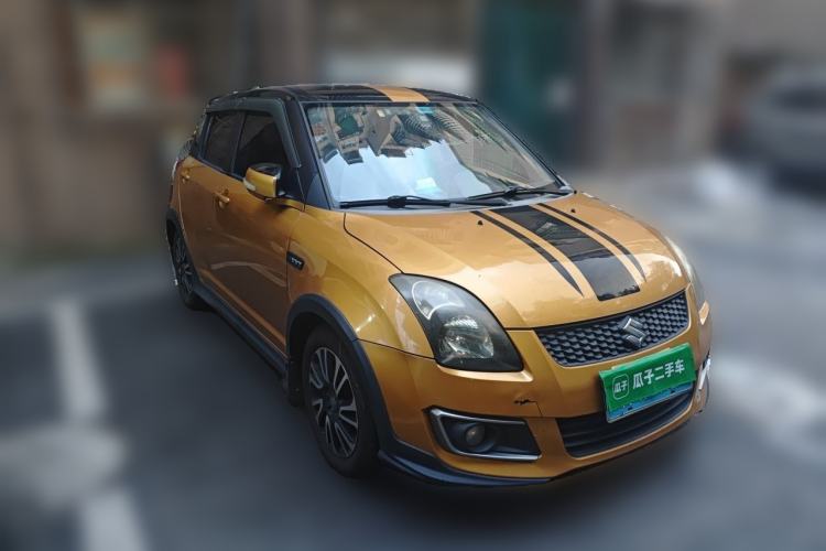 Used Suzuki Swift 2015 1.5L Manual Limited Edition Front Right 45 Deg