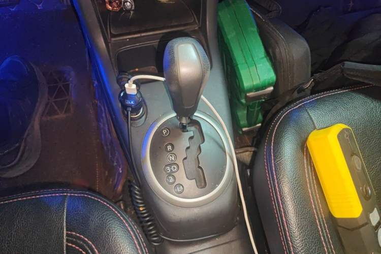 Used Suzuki Swift 2015 1.5L Automatic Limited Edition Gear Lever