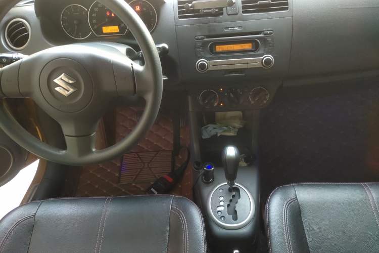 Used Suzuki Swift 2015 1.5L Automatic Limited Edition Gear Lever