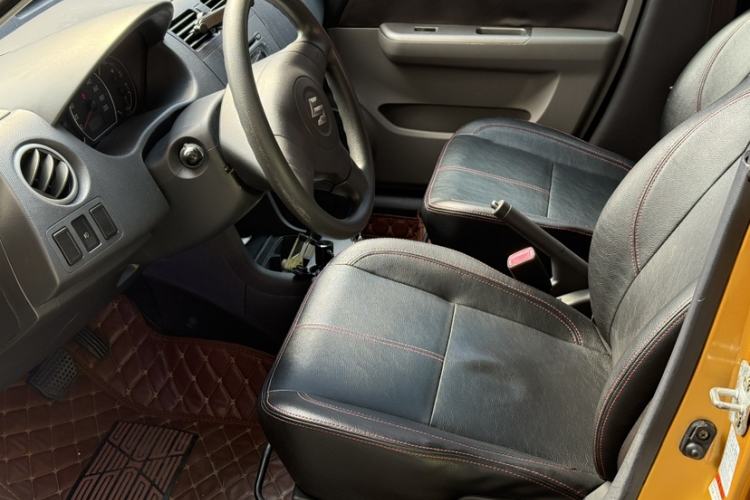 Used Suzuki Swift 2015 1.5L Automatic Limited Edition Interior 5