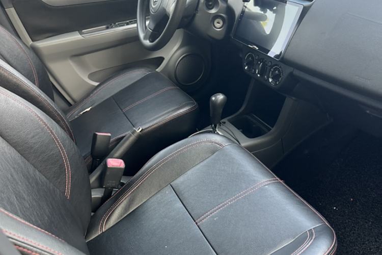 Used Suzuki Swift 2015 1.5L Automatic Limited Edition Interior 7