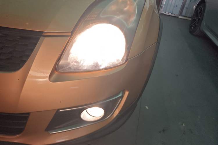 Used Suzuki Swift 2015 1.5L Automatic Limited Edition Left Front Headlight