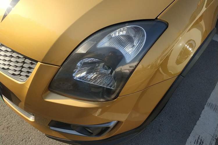 Used Suzuki Swift 2015 1.5L Automatic Limited Edition Left Front Headlight