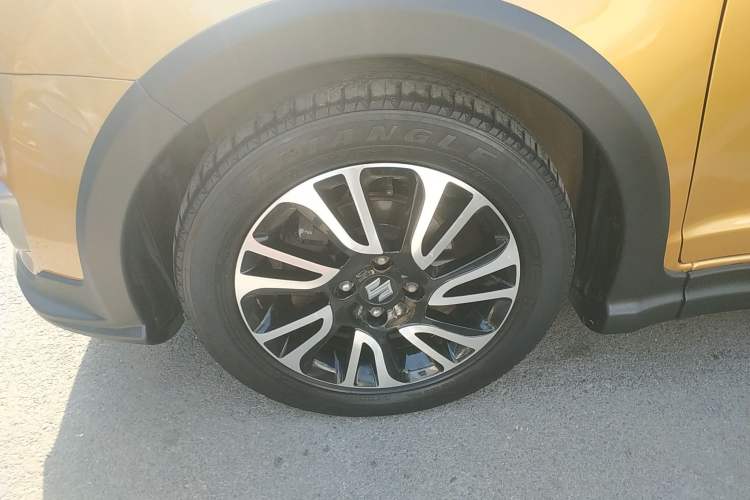 Used Suzuki Swift 2015 1.5L Automatic Limited Edition Left Front Wheel Hub