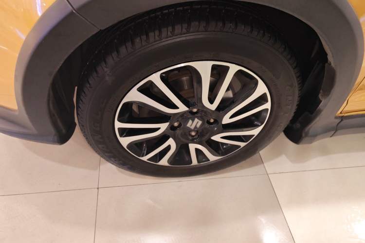 Used Suzuki Swift 2015 1.5L Manual Limited Edition Left Front Wheel Hub
