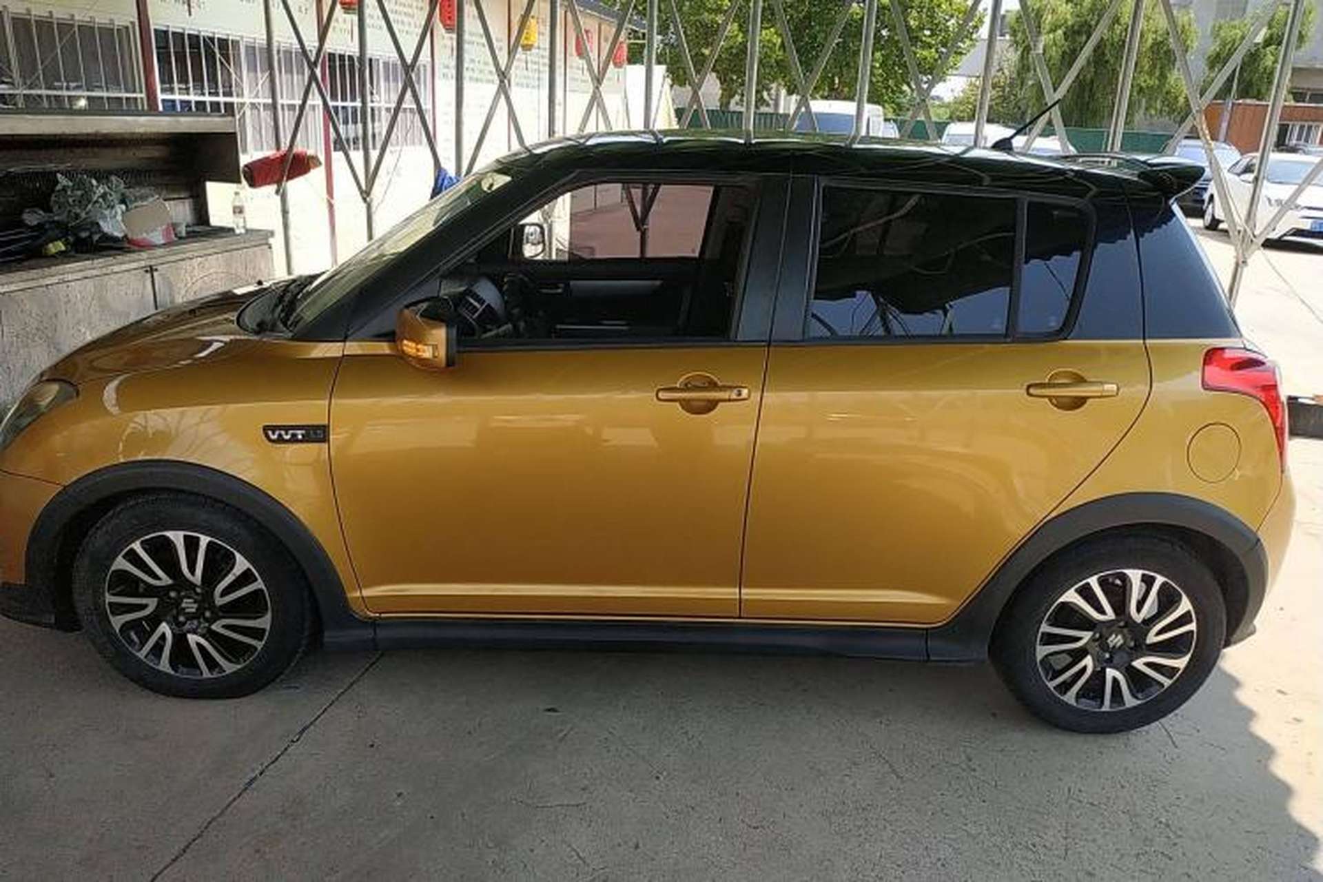 Used Suzuki Swift 2015 1.5L Automatic Limited Edition Left Side