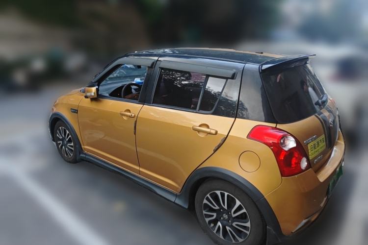 Used Suzuki Swift 2015 1.5L Manual Limited Edition Rear Left 45 Deg