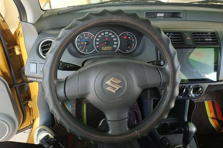 Used Suzuki Swift 2015 1.5L Automatic Limited Edition Steering Wheel