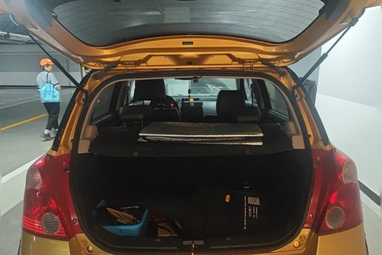Used Suzuki Swift 2015 1.5L Automatic Limited Edition Trunk