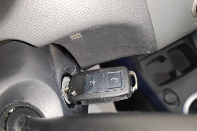 Used Suzuki Swift 2015 1.5L Manual Limited Edition Vehicle Key