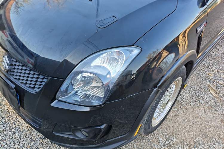 Used Suzuki Swift 2016 1.5L Automatic Fashionable Coolplay Edition Left Front Headlight