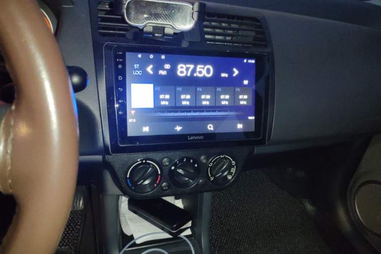 Used Suzuki Swift 2016 1.5L Manual Fashion Model Audio And AC Panel