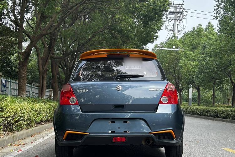 Used Suzuki Swift 2016 1.5L Automatic Fashionable Coolplay Edition Exterior 5