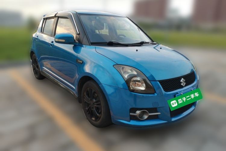 Used Suzuki Swift 2016 1.5L Manual Fashion Model Front Right 45 Deg