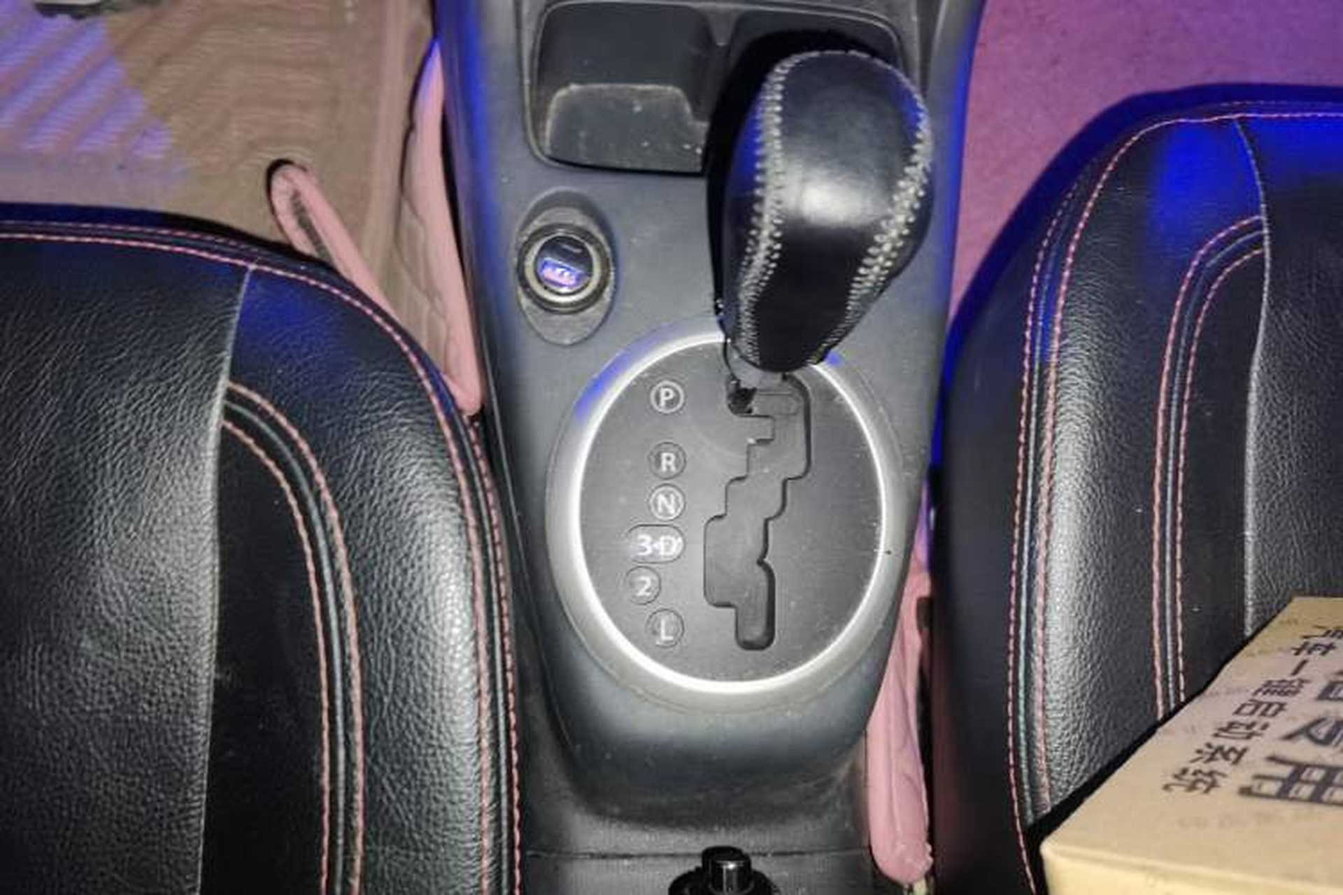 Used Suzuki Swift 2016 1.5L Automatic Fashionable Coolplay Edition Gear Lever