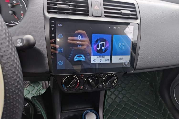 Used Suzuki Swift 2016 1.5L Automatic Fashionable Coolplay Edition Audio And AC Panel