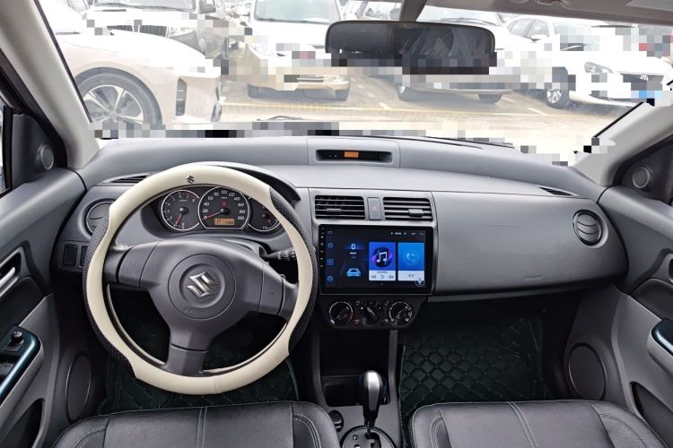 Used Suzuki Swift 2016 1.5L Automatic Fashionable Coolplay Edition Center Console