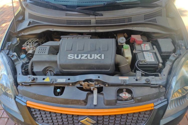 Used Suzuki Swift 2016 1.5L Automatic Fashionable Coolplay Edition Engine Bay