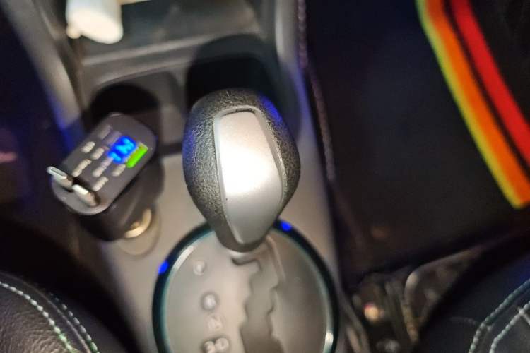 Used Suzuki Swift 2016 1.5L Automatic Fashionable Coolplay Edition Gear Lever