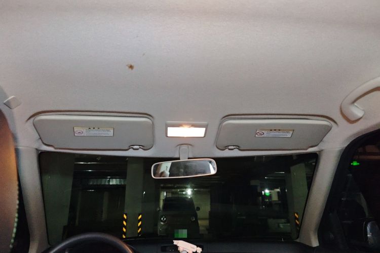 Used Suzuki Swift 2016 1.5L Automatic Fashionable Coolplay Edition Headliner