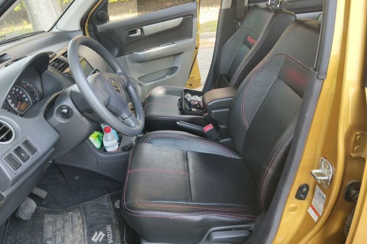 Used Suzuki Swift 2016 1.5L Automatic Fashionable Coolplay Edition Left Front Seat