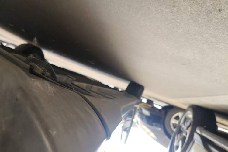 Used Suzuki Swift 2016 1.5L Automatic Fashionable Coolplay Edition Left Side Sill