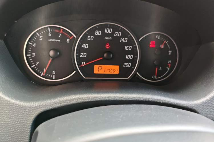 Used Suzuki Swift 2016 1.5L Automatic Fashionable Coolplay Edition Odometer Close Up